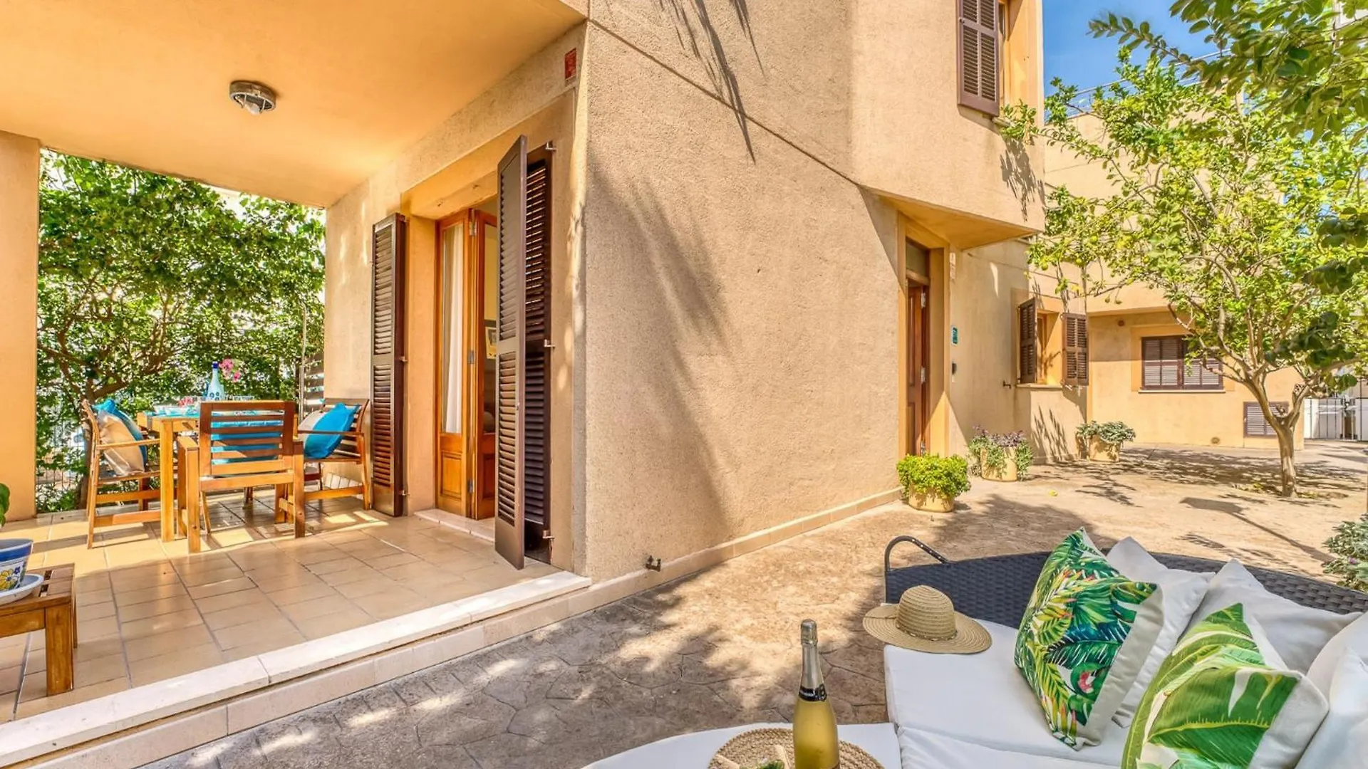 Holiday Home With Mountain Views Alcudia  0*, Alcudia (Mallorca) Spain