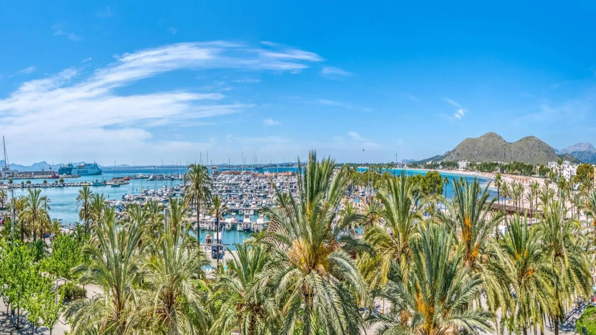 Holiday Home With Mountain Views Alcudia