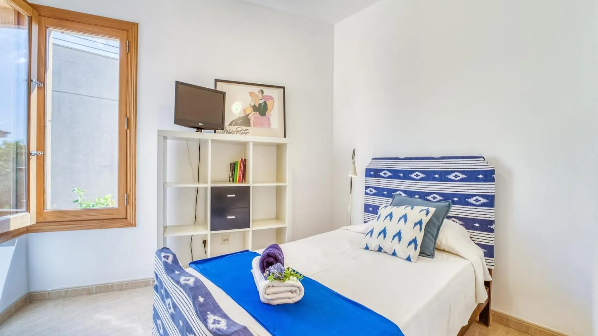 Holiday Home With Mountain Views Alcudia  0*, Alcudia (Mallorca)